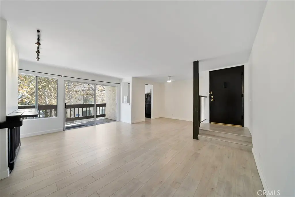 11212 Summertime Lane, Culver City, CA — listing photo 1