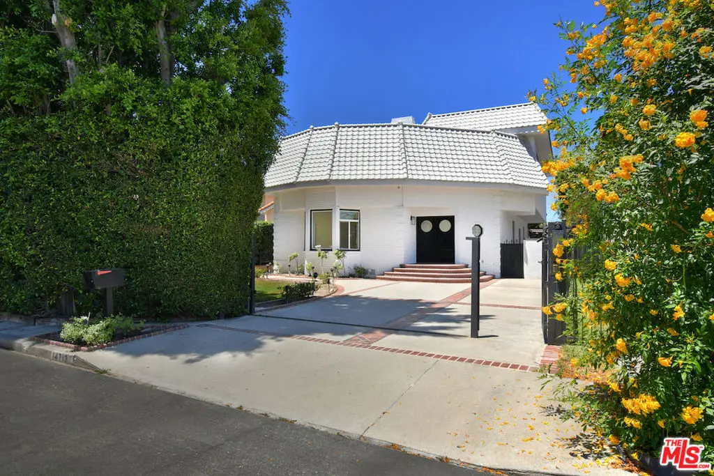 14713 Valleyheart Drive, Sherman Oaks, CA — listing photo 1