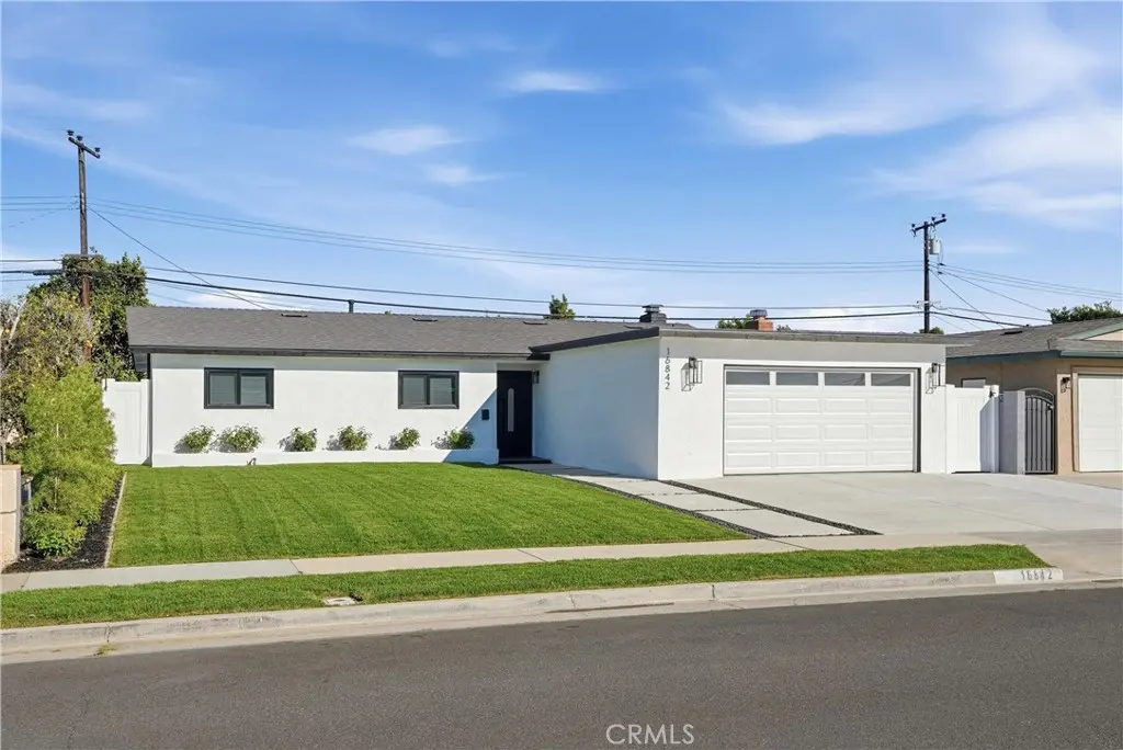 16842 Ross, Huntington Beach, CA — listing photo 1