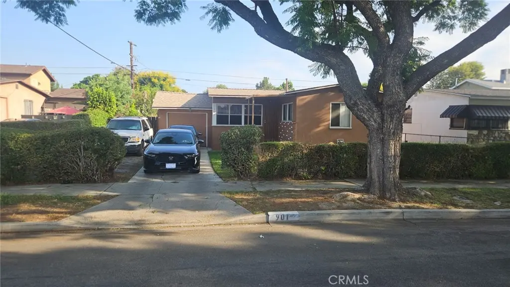901 E 102nd, Los Angeles, CA — listing photo 1