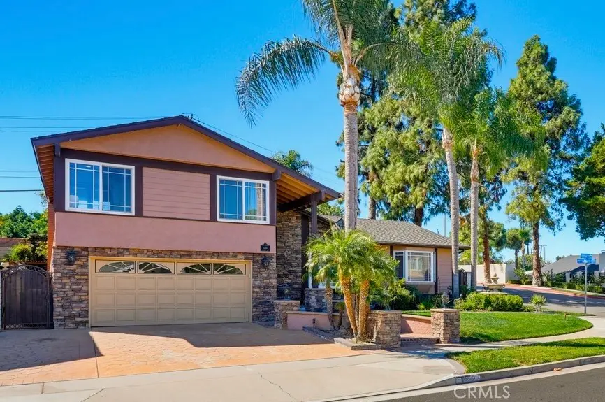 5550 E Edgemar, Anaheim, CA — listing photo 1