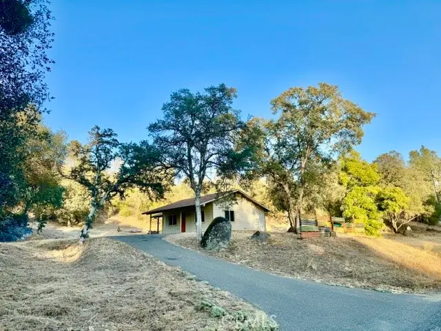 Single Family Residence for sale at 4544 Varain Road, Mariposa, CA featuring 2 beds and 1 bath