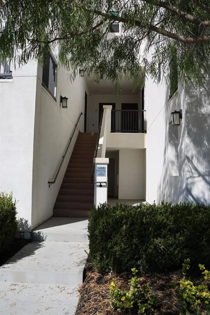 Condominium for rent at 1455 Banahaw Way 1, Chula Vista, CA featuring 2 beds and 3 baths