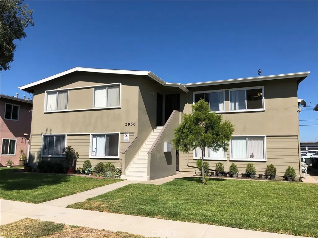 2956 Peppertree, Costa Mesa, CA — listing photo 1