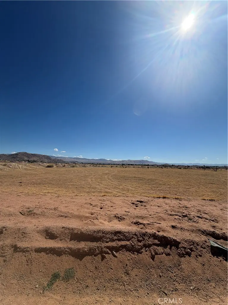 23525 Standing Rock, Apple Valley, CA — listing photo 1