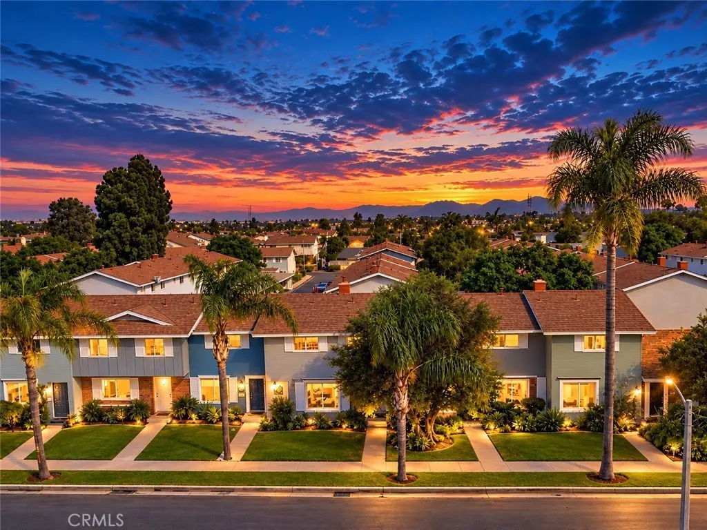 9867 Continental, Huntington Beach, CA — listing photo 1