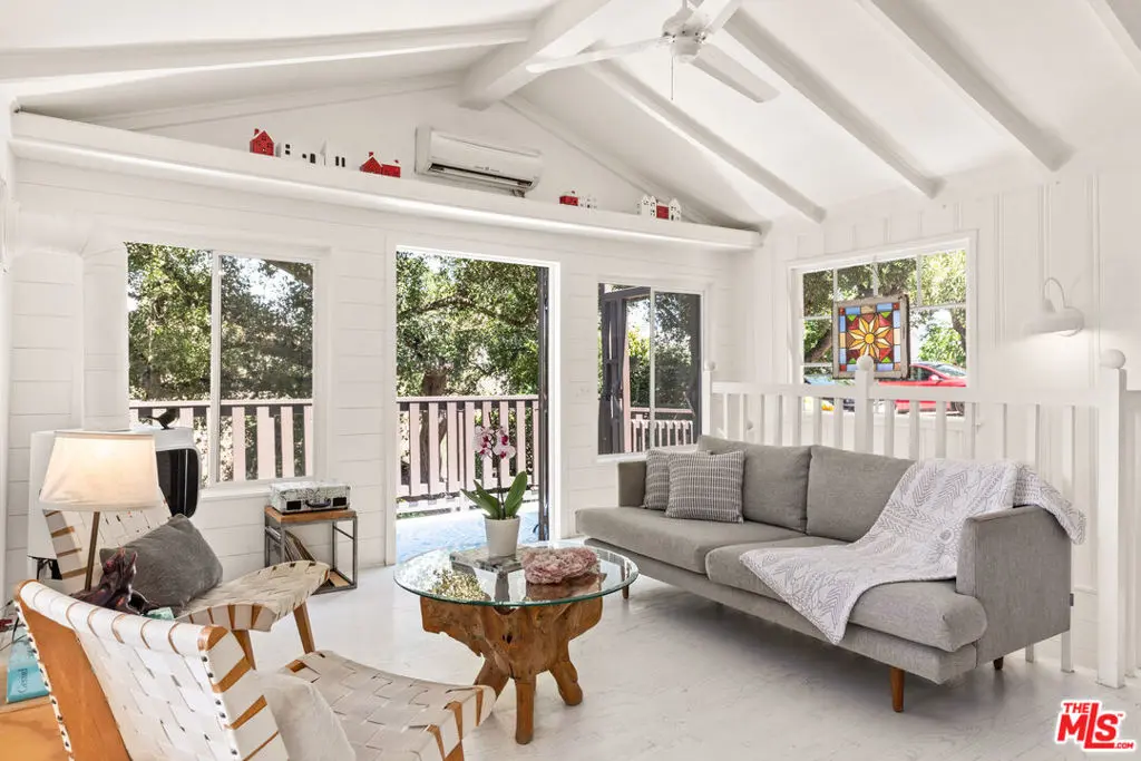 1553 Penny Road, Topanga, CA — listing photo 1