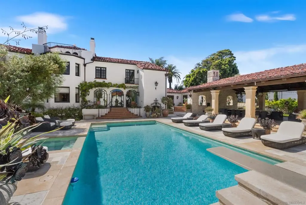 1127 F Ave, Coronado, CA — listing photo 1