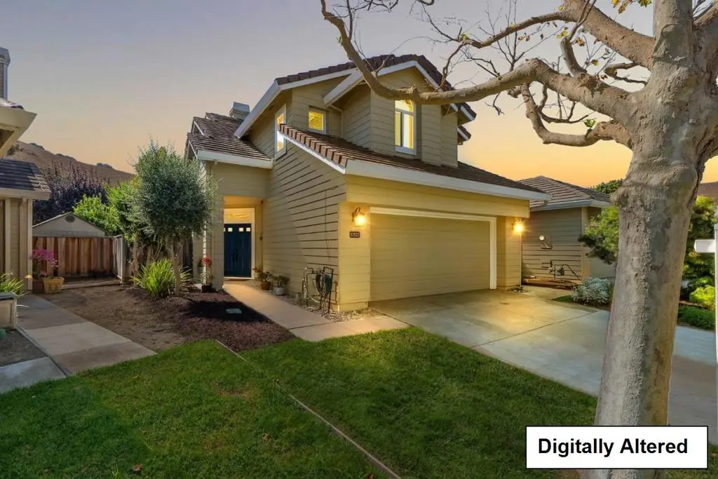 Single Family Residence for sale at 17522 Sugarmill Road, Salinas, CA featuring 3 beds and 3 baths