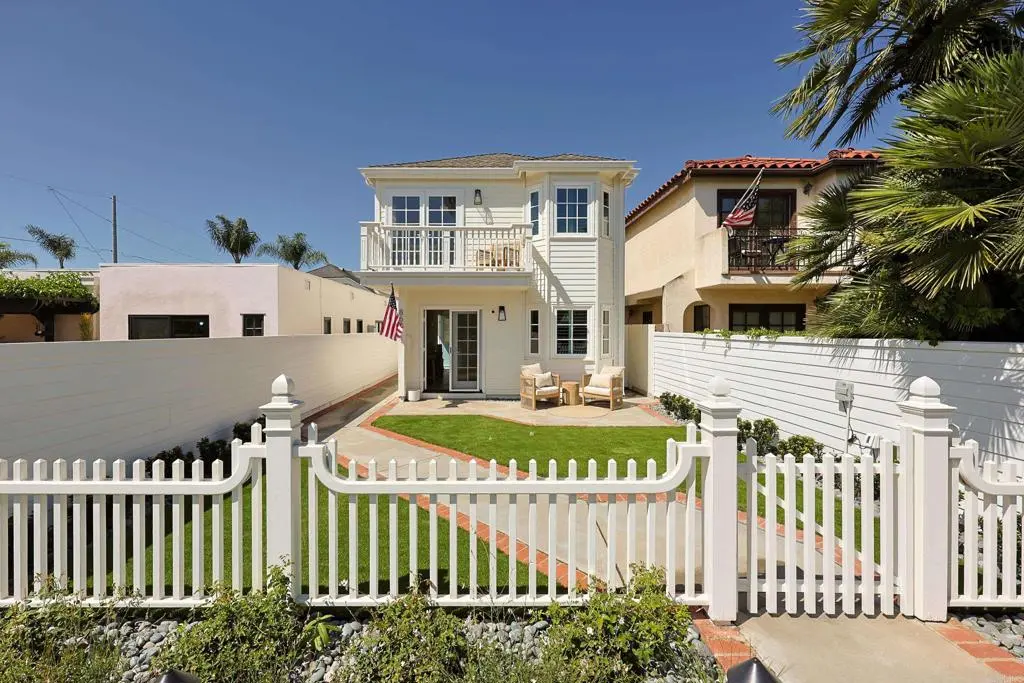 868 A Avenue, Coronado, CA — listing photo 1