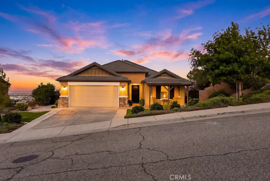 38462 Siamese Ln, Palmdale, CA — listing photo 1