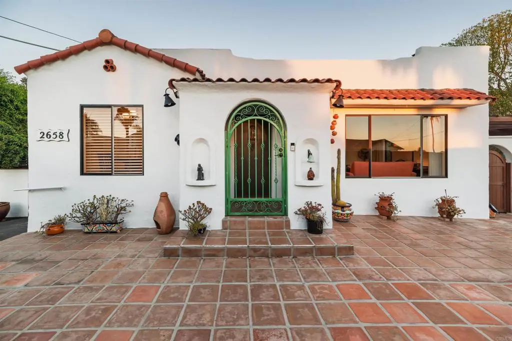 Single Family Residence for sale at 2658 Highland Drive, Carlsbad, CA featuring 3 beds and 2 baths