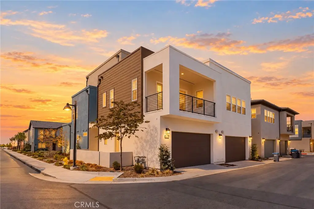 324 Merit, Irvine, CA — listing photo 1