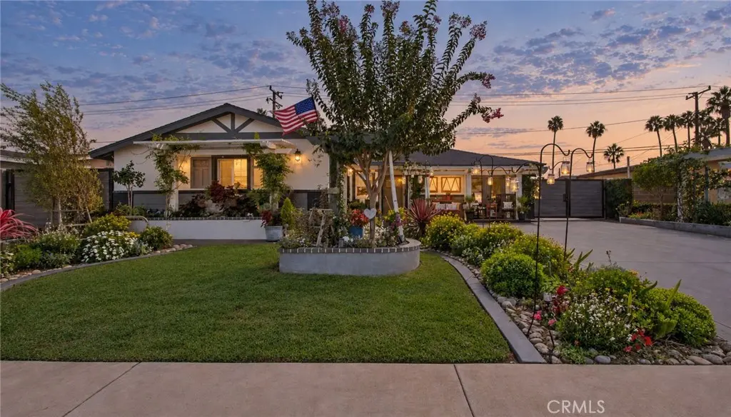 8172 Kiner, Huntington Beach, CA — listing photo 1