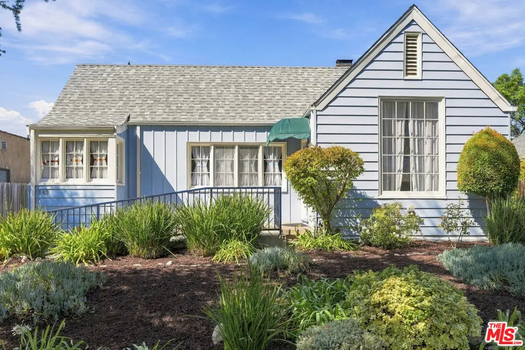 Single Family Residence for rent at 343 N Bronson Avenue, Los Angeles, CA featuring 4 beds and 2 baths