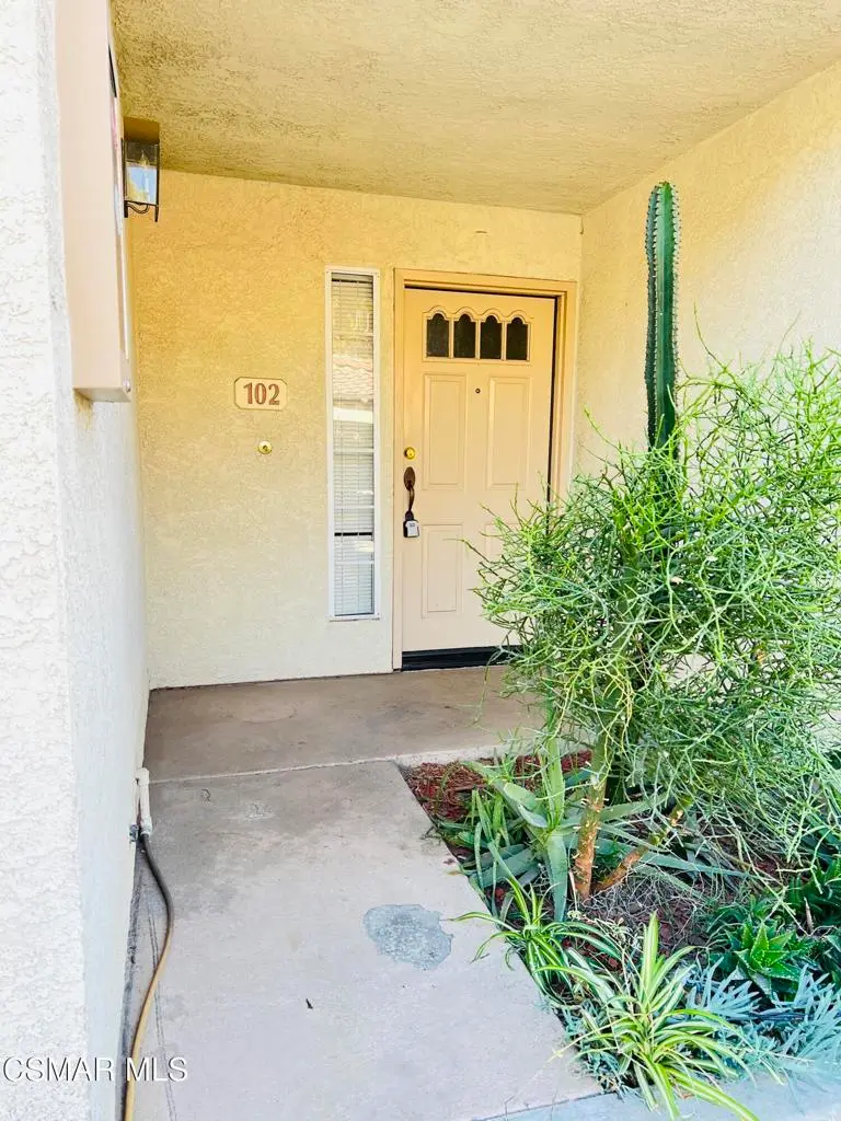 5798 Oak Bank Trail Tl102, Oak Park, CA — listing photo 1