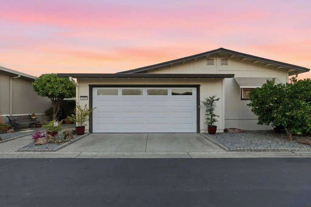 262 Forest Avenue 262, Morgan Hill, CA — listing photo 1
