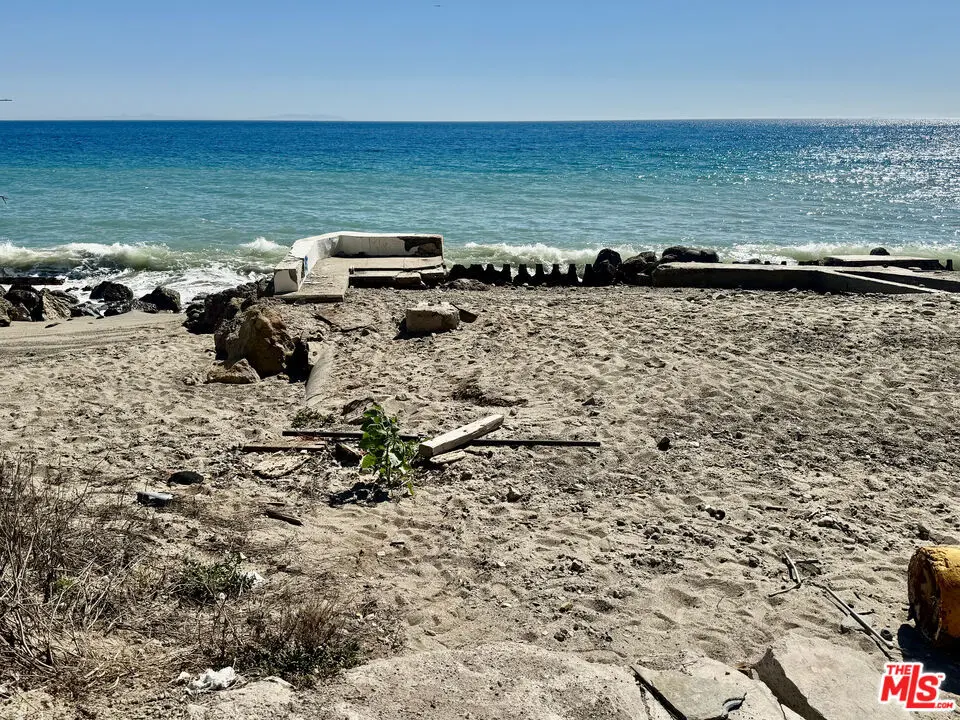 20546 Pacific Coast Highway, Malibu, CA — listing photo 1