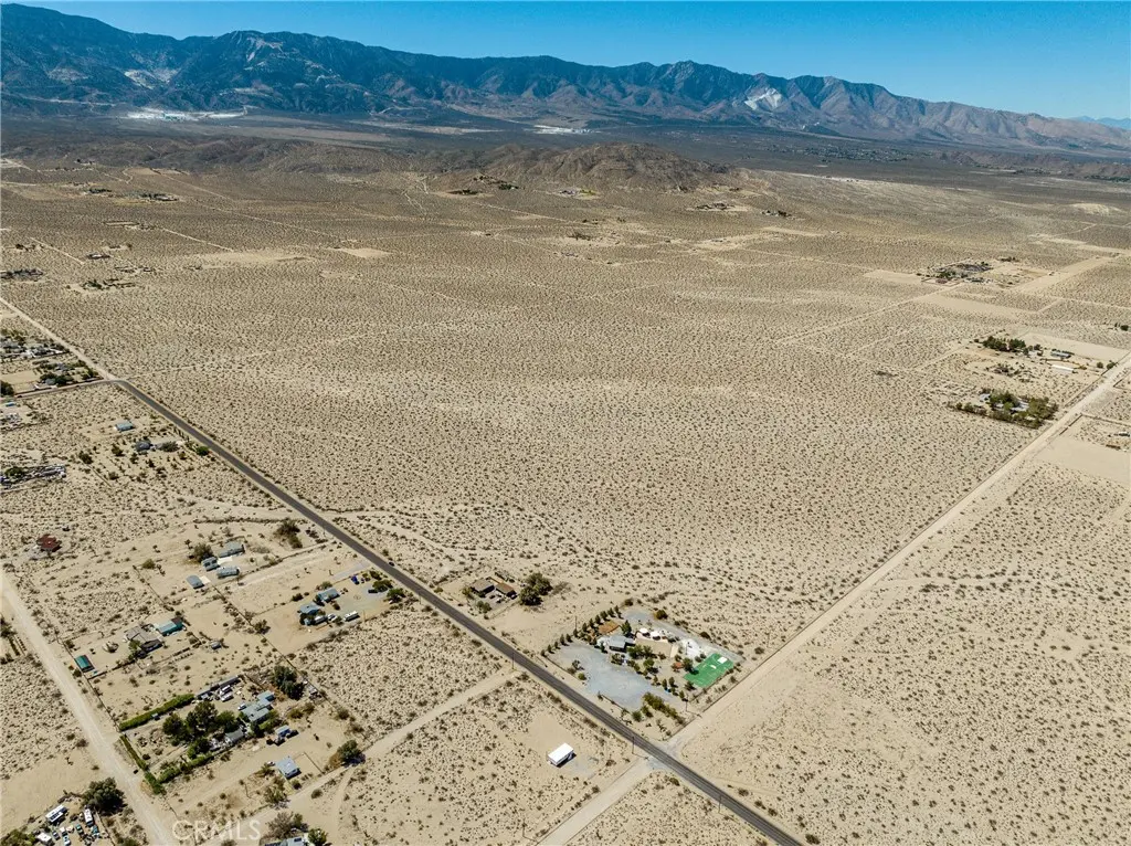 768 Visalia Avenue, Lucerne Valley, CA — listing photo 1