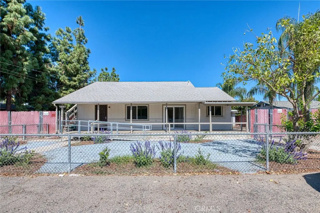 Duplex for sale at 2146 W Dudley 2, Fresno, CA
