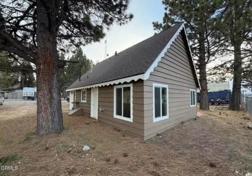 345 W Fairway Boulevard, Big Bear, CA — listing photo 1