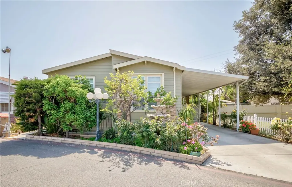 15 Pine Via, Anaheim, CA — listing photo 1
