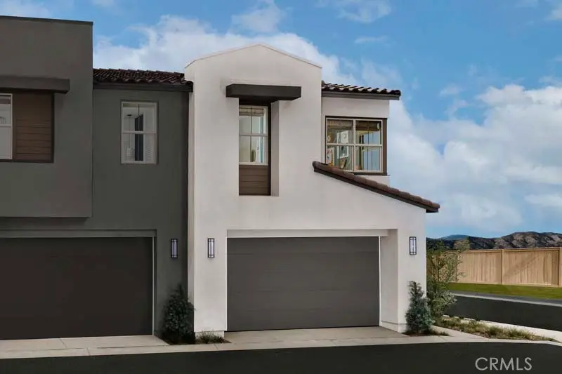 15881 Blue Copper Way, Fontana, CA — listing photo 1