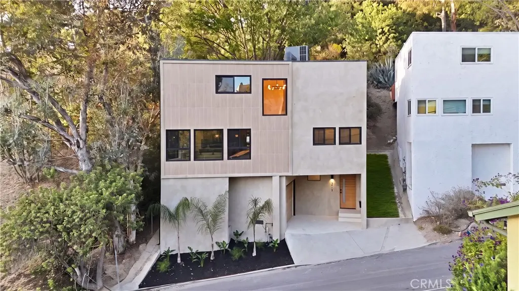 3713 Roberta, Los Angeles, CA — listing photo 1