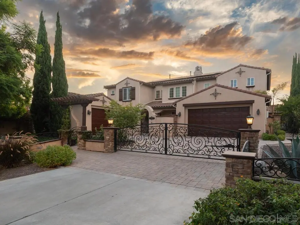 Single Family Residence for sale at 2845 Palmetto Point, Chula Vista, CA featuring 5 beds and 6 baths