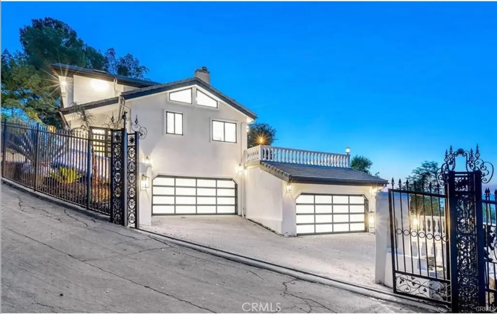 23555 Summit Dr, Calabasas, CA — listing photo 1