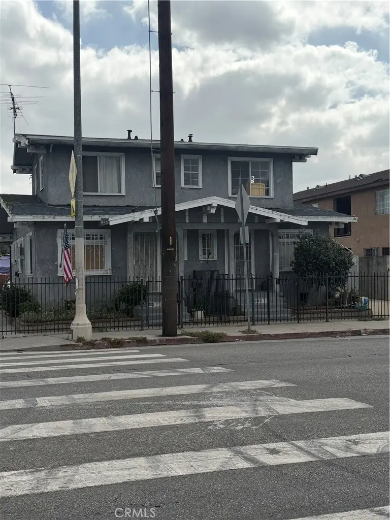 310 E 81st, Los Angeles, CA — listing photo 1