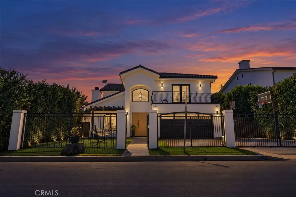 13964 Morrison Street, Sherman Oaks, CA — listing photo 1