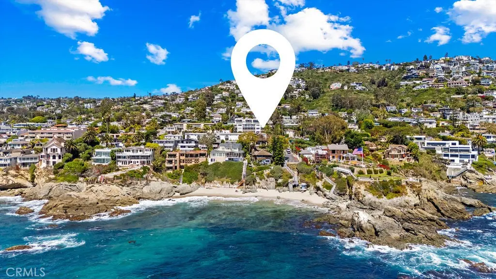 Condominium for rent at 240 Moss 2, Laguna Beach, CA featuring 2 beds and 2 baths