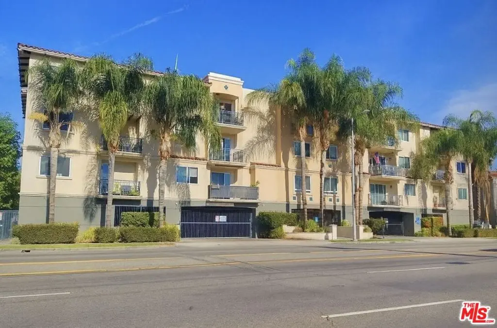 13941 Sherman Way 208, Van Nuys, CA — listing photo 1