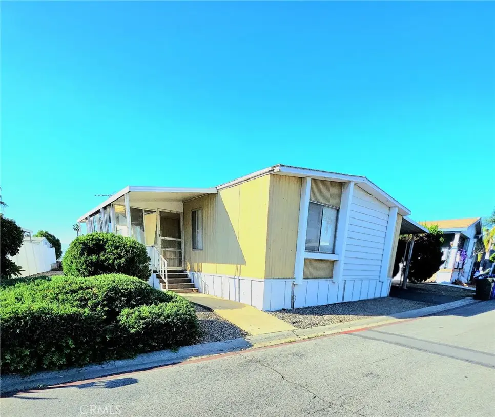 6130 Camino Real 283, Riverside, CA — listing photo 1