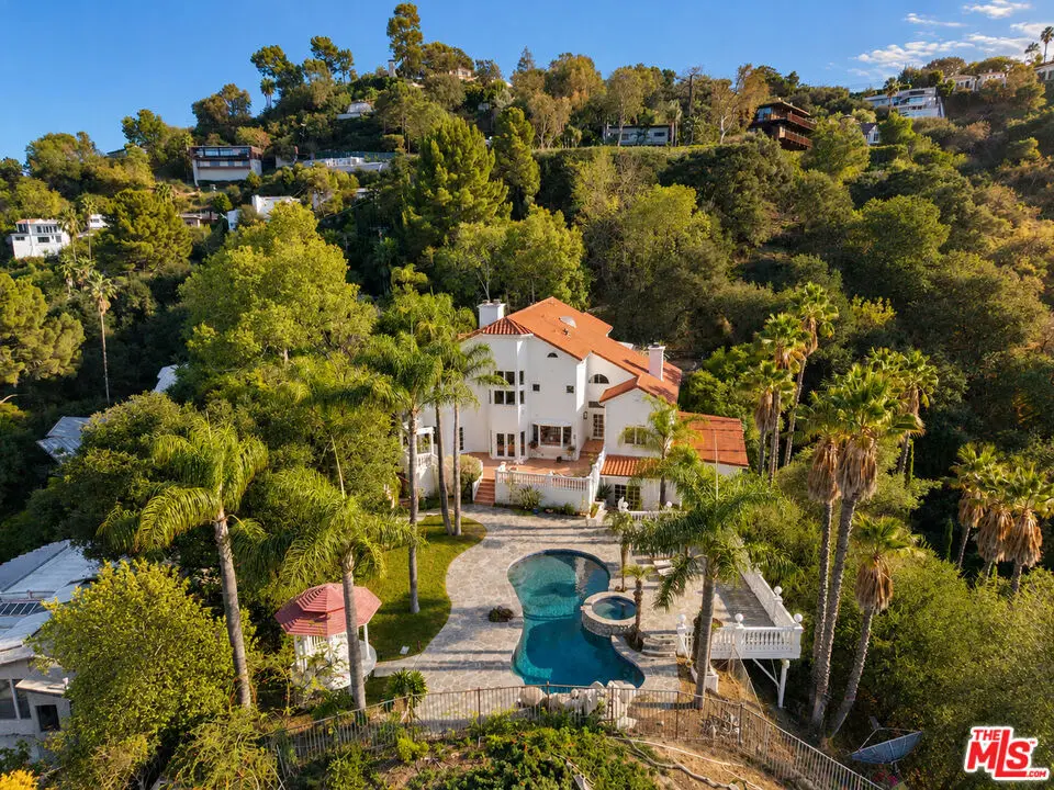 Single Family Residence for rent at 3575 Multiview Drive, Los Angeles, CA featuring 5 beds and 7 baths