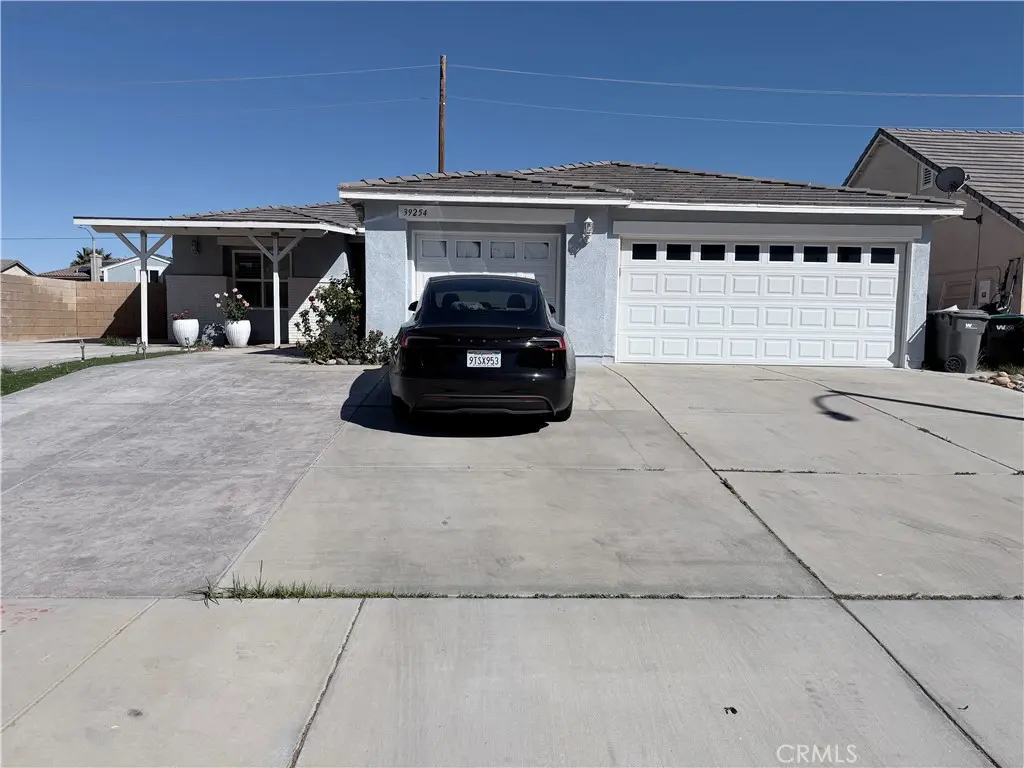 39254 Nicole, Palmdale, CA — listing photo 1