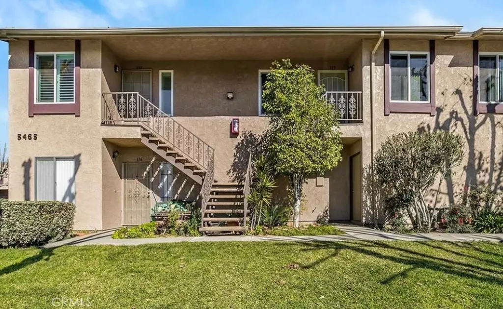 Condominium for sale at 5465 Bohlig 115, Los Angeles, CA featuring 2 beds and 2 baths