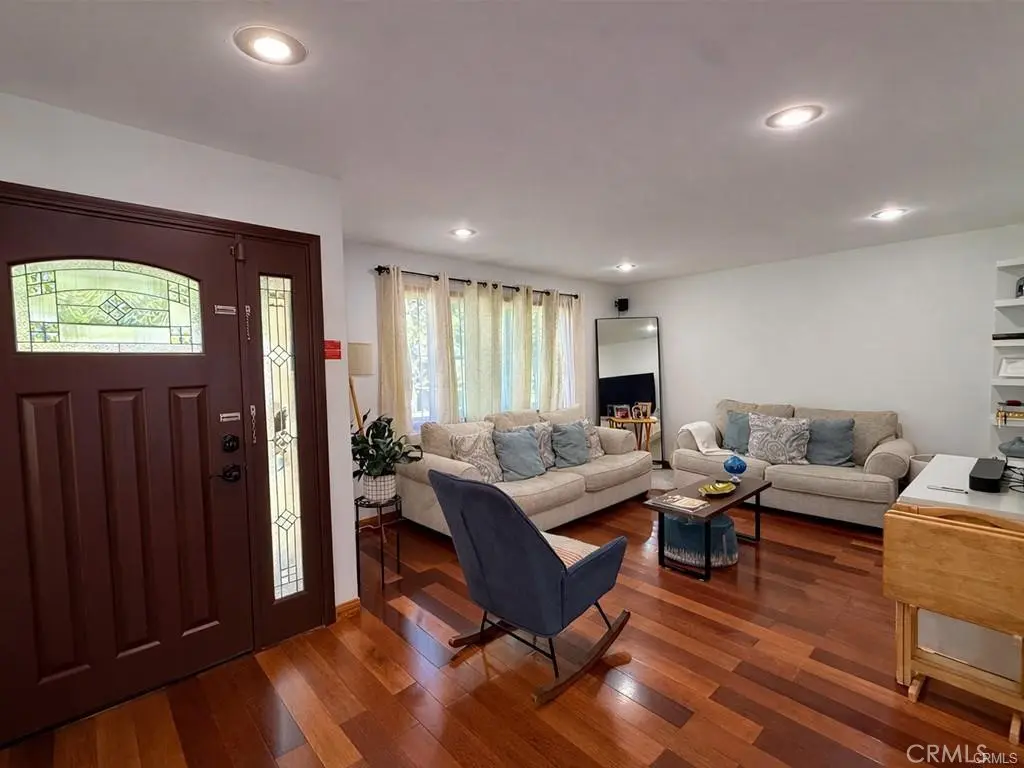 555 Hickory Lane, Pasadena, CA — listing photo 1