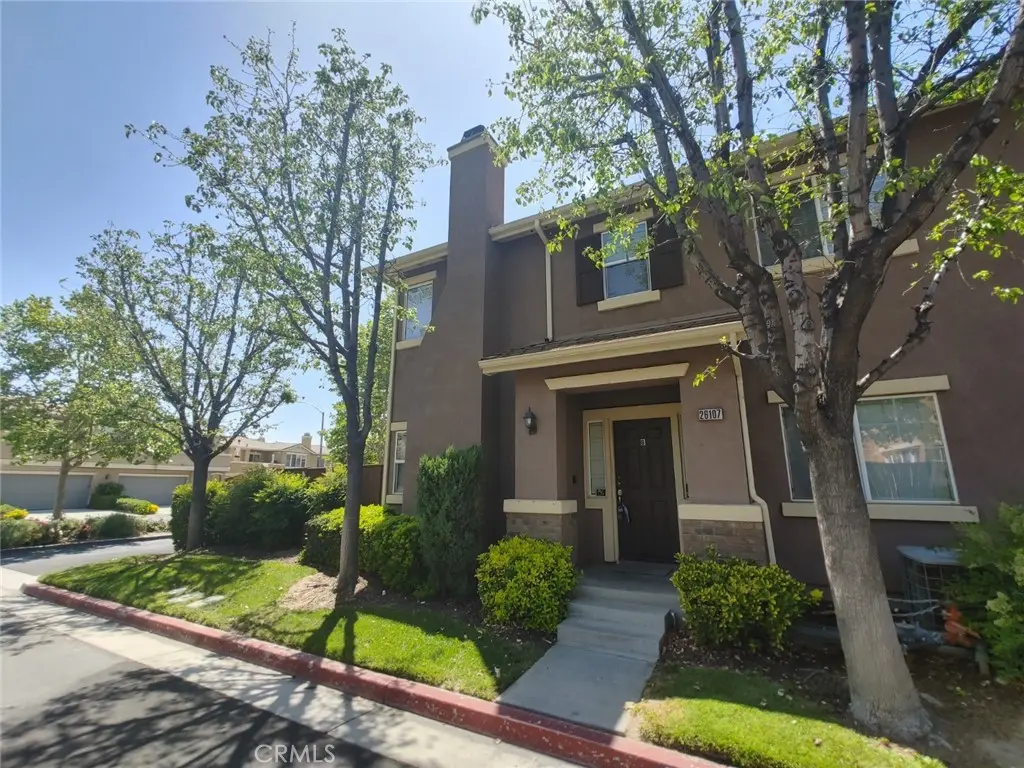 Condominium for sale at 26107 Mayfield Union B, Murrieta, CA featuring 3 beds and 3 baths
