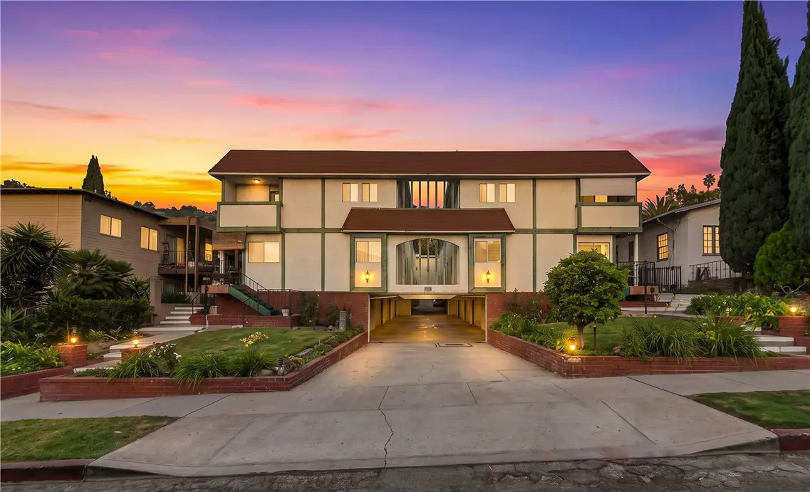 1270 Boynton Street 11, Glendale, CA — listing photo 1