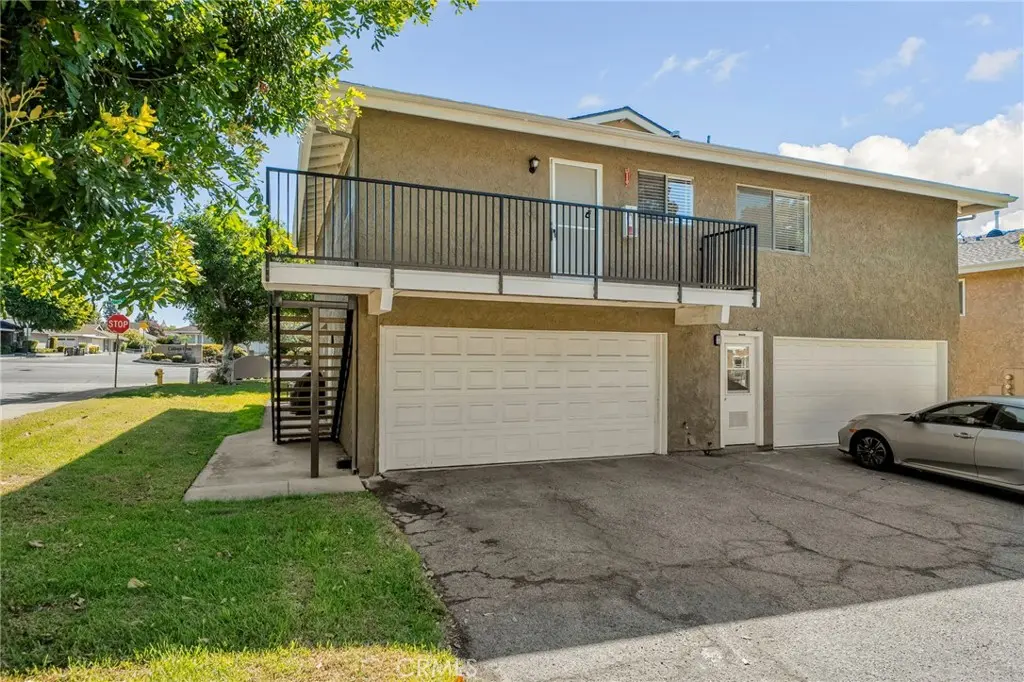 3125 N White Avenue 4, La Verne, CA — listing photo 1