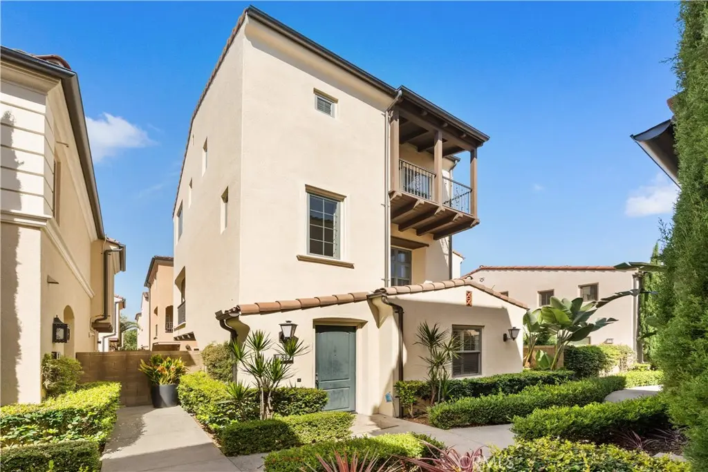 80 Strawberry, Irvine, CA — listing photo 1