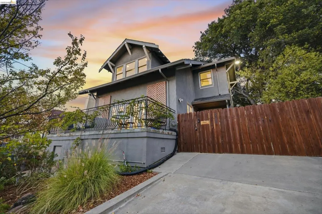 5056 Fairfax Ave, Oakland, CA — listing photo 1