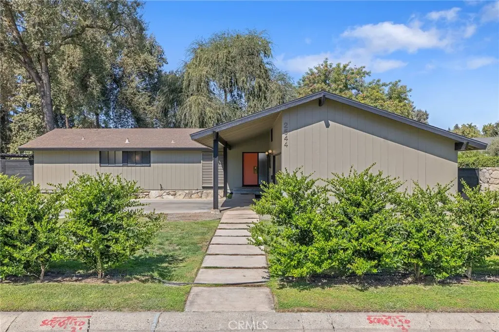 Single Family Residence for sale at 2544 W Keogh, Visalia, CA featuring 3 beds and 2 baths
