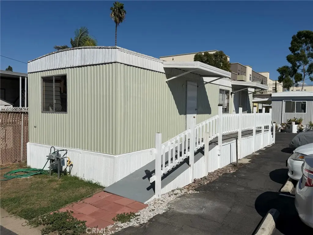520 E Carson Street 15, Carson, CA — listing photo 1