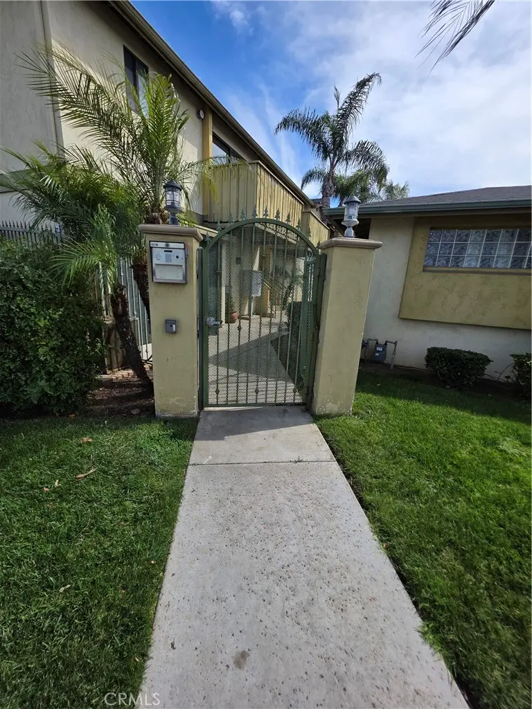 Condominium for rent at 201 Twin Oaks 2, Chula Vista, CA featuring 1 bed and 1 bath
