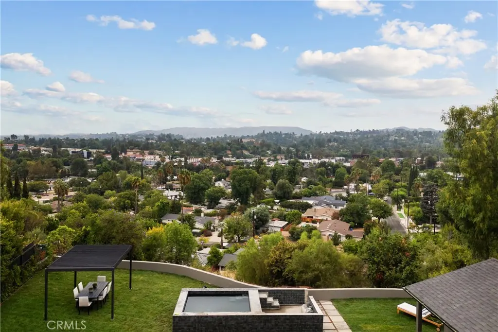 5746 Mcdonie, Woodland Hills, CA — listing photo 1
