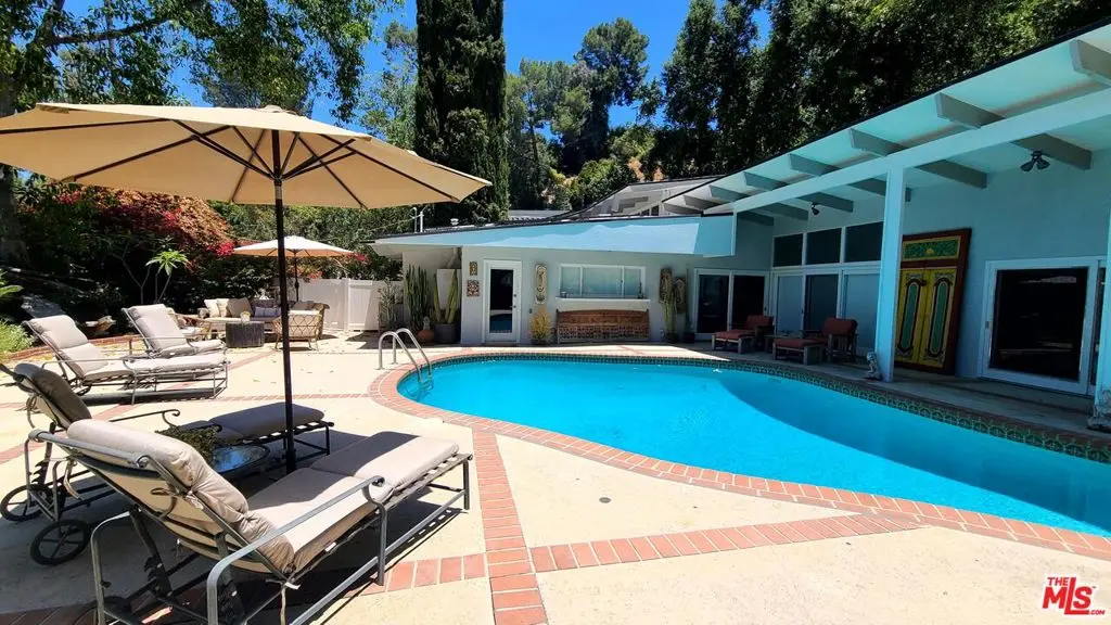 4620 Balboa Avenue, Encino, CA — listing photo 1