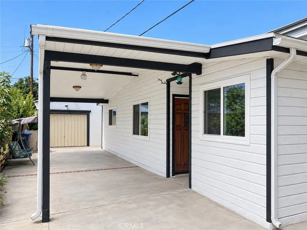 Single Family Residence for rent at 1159 Raymond Ave A, Glendale, CA featuring 3 beds and 2 baths